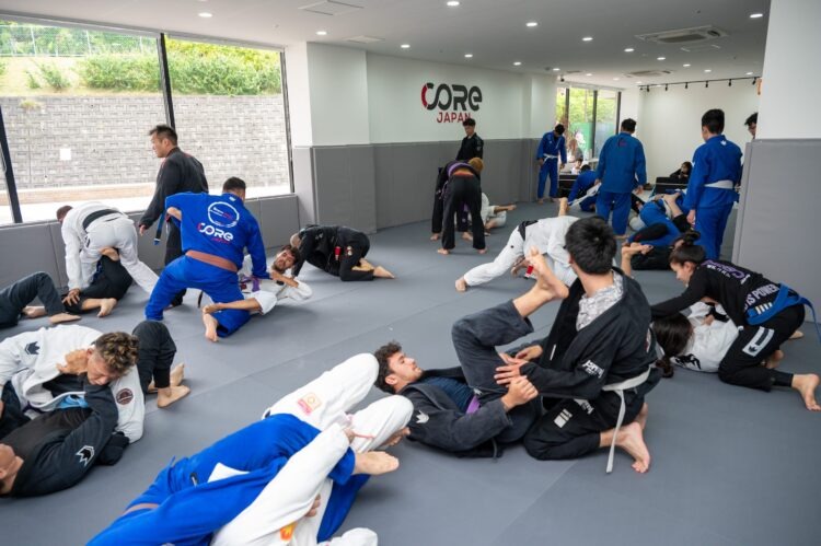 Academia Elos inaugura novo centro de treinamento de artes marciais em Toyota