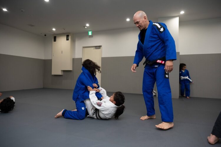 Academia Elos inaugura novo centro de treinamento de artes marciais em Toyota