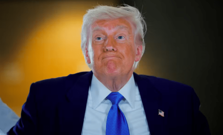 Trump pede ao Japão apoio no desenvolvimento do escudo antimísseis Golden Dome