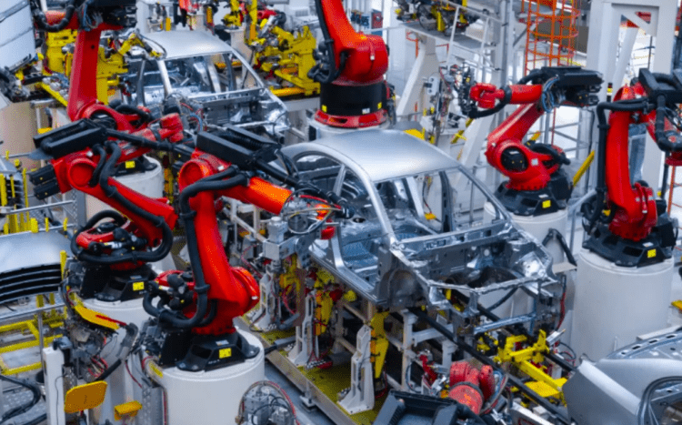 Brasileiro sofre acidente grave em fábrica de autopeças em Hamamatsu