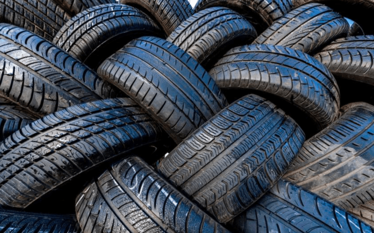 Uma das maiores fontes de poluição por microplásticos não são canudos ou sacolas de compras – são os pneus