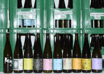 O primeiro produtor de saquê da Alemanha oferece uma mistura ousada de ideias