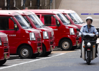 Correios do Japão são obrigados a suspender vans de entrega em 100 agências dos Correios