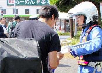 Japão anuncia novas multas para ciclistas a partir de 2026