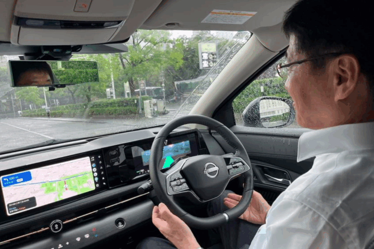 Nissan testa nova tecnologia de direção autônoma em Tóquio