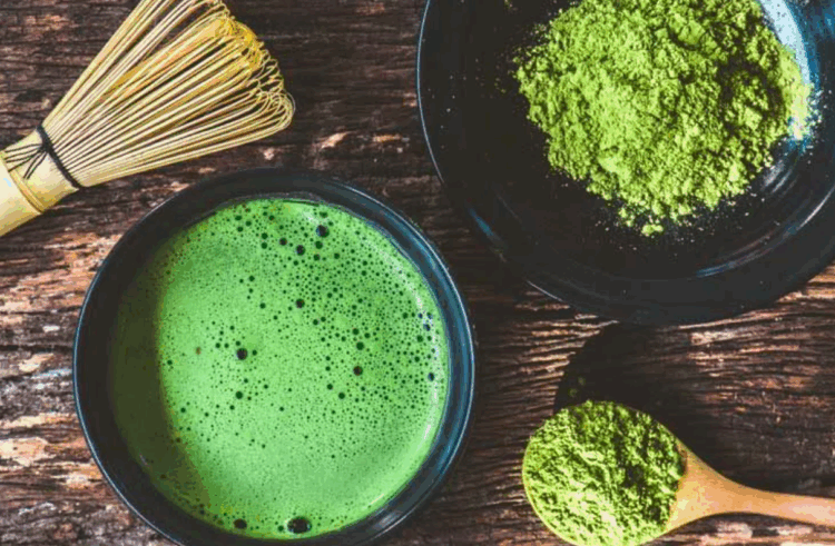 Explosão global do matcha pressiona produção e preços do tradicional sencha no Japão