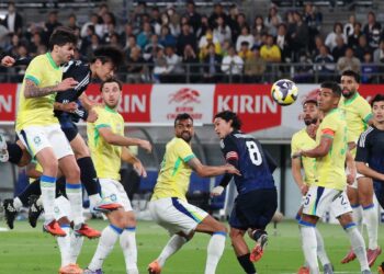 Japão vence Brasil pela primeira vez e técnico alerta para novas pressões antes da Copa do Mundo