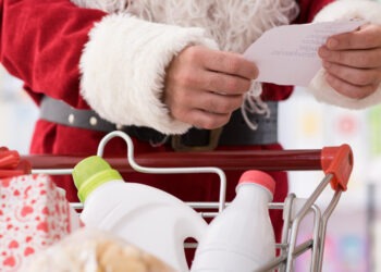 Especialistas pedem mais gentileza com trabalhadores do varejo nas festas