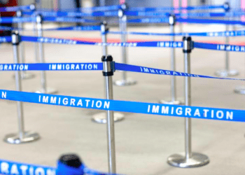 Japão aprova projeto para triagem online de viajantes e aumento de taxas migratórias