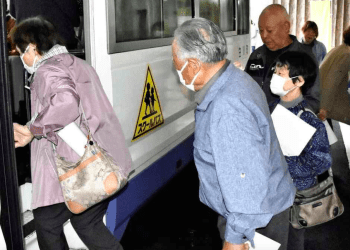 “Desertos de transporte” se expandem e desafiam mobilidade no Japão